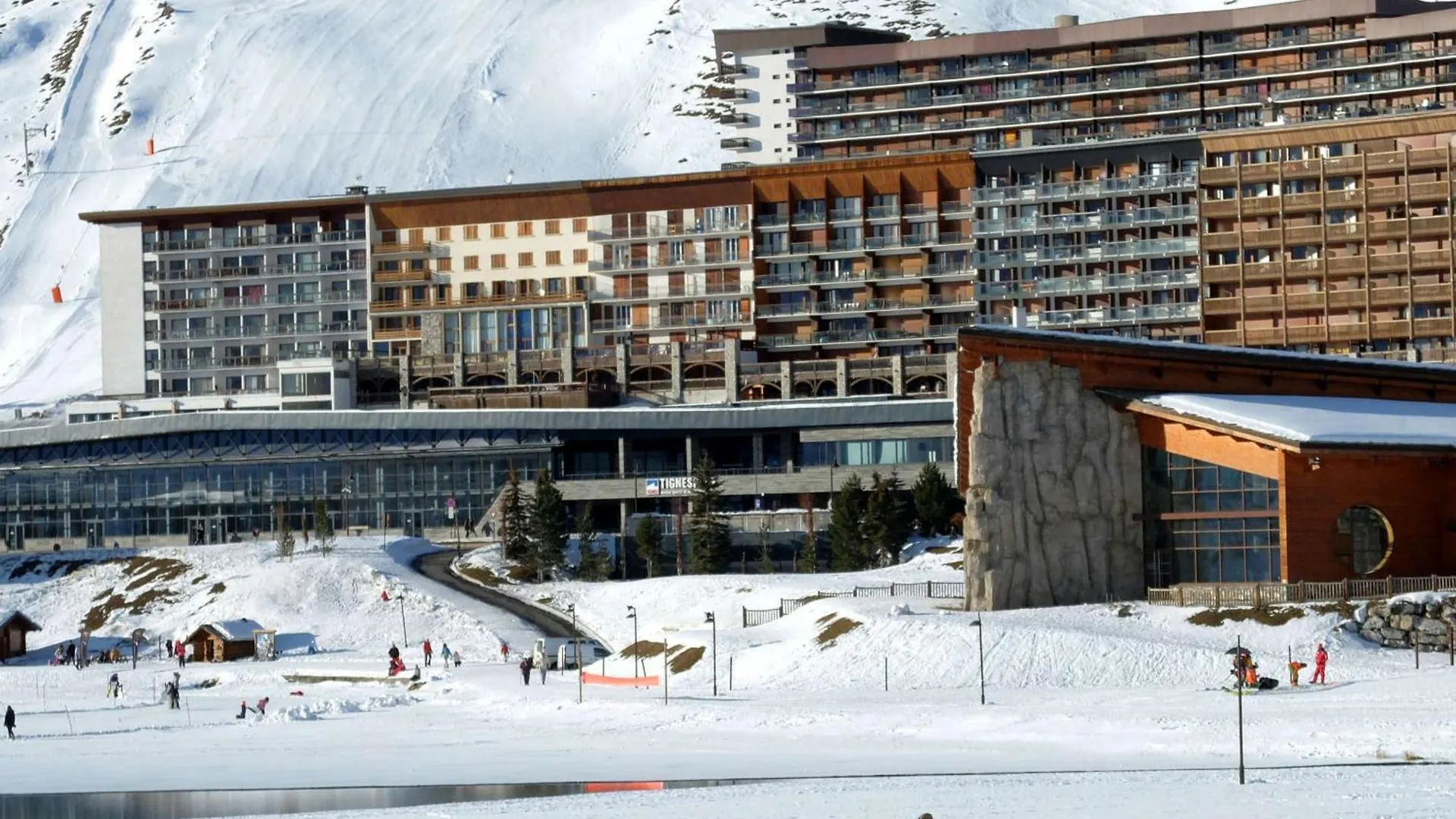 Spacieux Appartement 3 Pieces Avec Balcon, Proche Pistes Et Commerces, Wifi Inclus - Fr-1-502-481 蒂涅